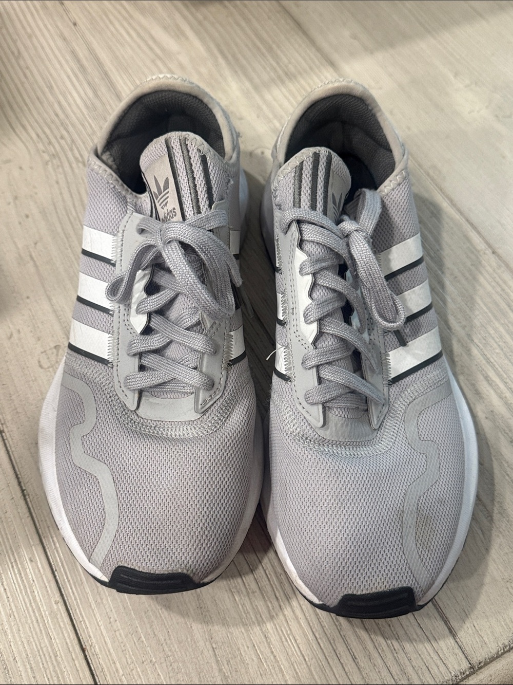 adidas Men’s Light Gray Athletic Sneakers with White Stripes